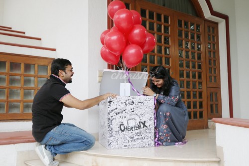 Surprise Box with Helium Balloons in Bangalore