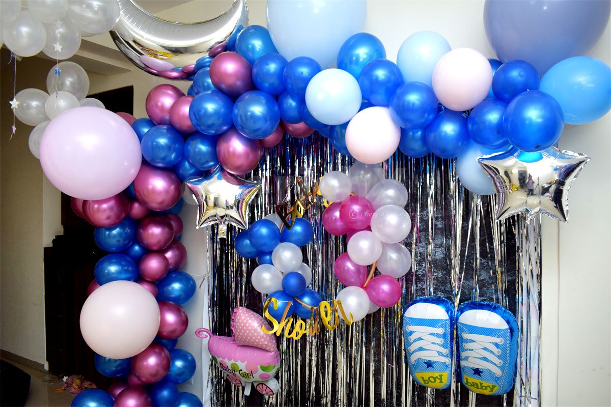 Balloon Arc with pastel and balloons for Baby Shower Decorations