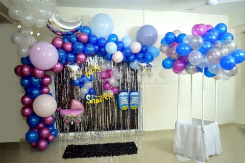 Hot Air Balloon made up of Balloons for Baby Shower Props