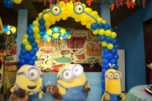 Minion Theme Birthday Decoration for Party