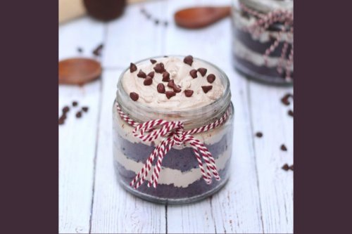 Chocochip cake jar