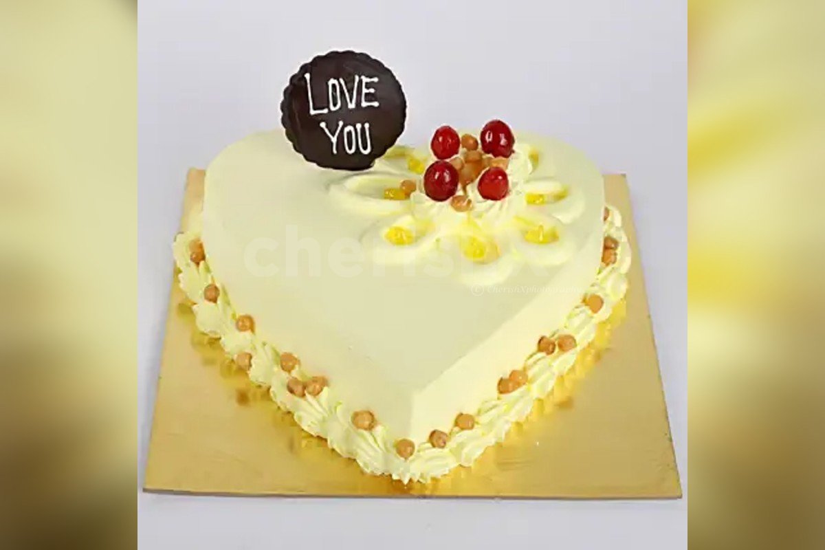 500 gms Heart shape Butterscotch cake delivered to your home
