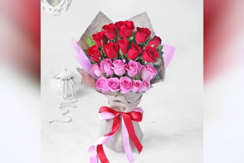 20 roses with a teddy bouquet online delivery