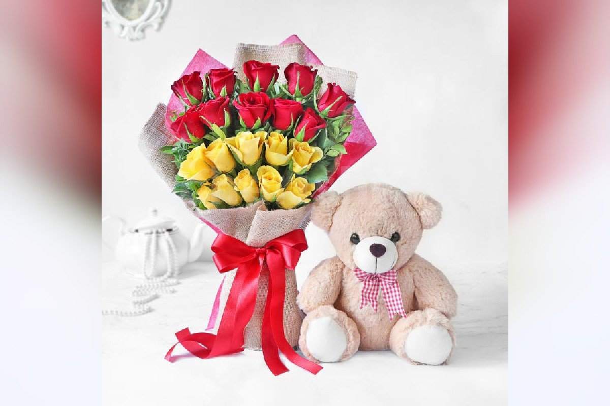 20 red and yellow roses bouquet with teddy