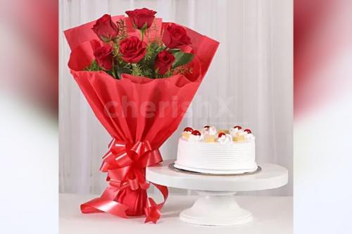 10 red roses with pineapple cake
