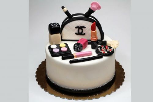 Makeup theme designer cake online delivery