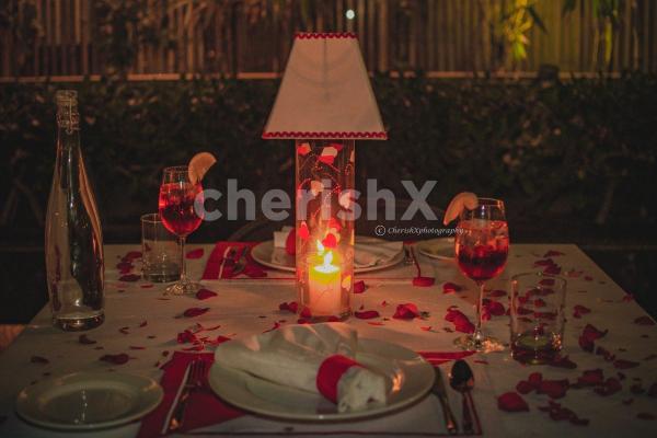 Romantic outdoor dinner at Lalit, CP by Cherishx
