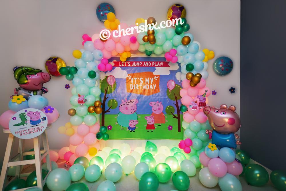 Make your child's birthday memorable with CherishX's Peppa Pig Birthday Theme Decor filled with colourful balloons!