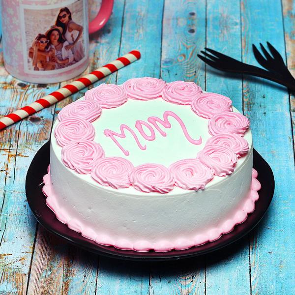 Delicious Cake for Mom