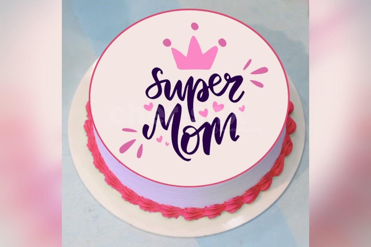 Flower cake for Mom's birthday | Cake, Flower cake, Mom cake