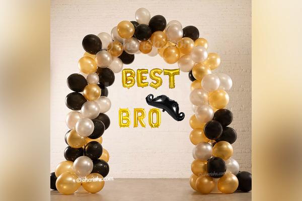 Surprise your brother with a beautiful balloon decoration on Raksha Bandhan.