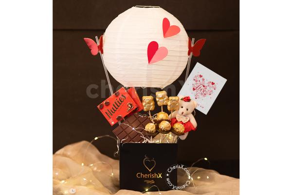 Get a beautiful Chocolate Parachute for your special one.