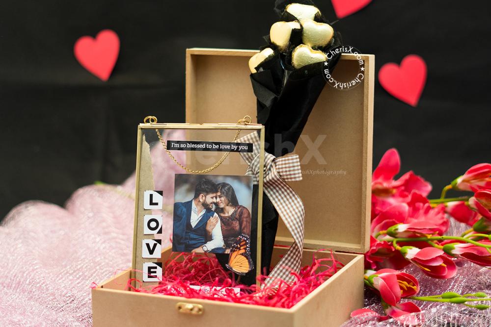 Explosion Gift Box for Him Boyfriend or Girlfriend - Perfect Love Gifts for  Anniversary or Birthday - Cute Small Surprise One Year Photo
