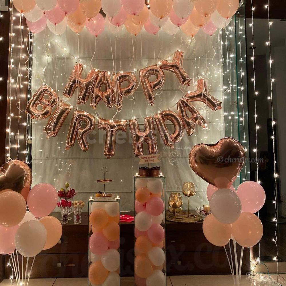 Surprise your close ones on their birthday with this pleasing decor!