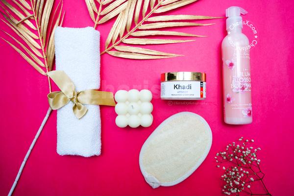 Celebrate Mother's Day with this fulfilling Mother's Day Gift Hamper i.e., Spa Hamper Gift!