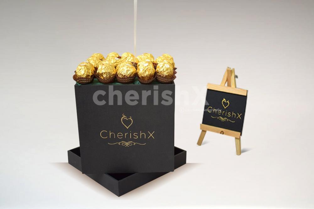 Gift your near and dear ones a premium quality luxurious
bucket filled with twinkly Ferrero rocher chocolates.