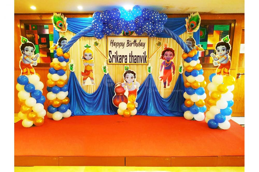 Surprise your kid with a Grand Krishna Theme Decor.