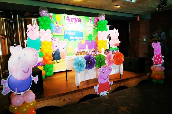 Plan your kid's birthday with CherishX's Peppa Pig Theme Decoration.