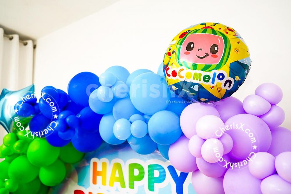 A Cocomelon Balloon ring is the best birthday gift you can ever give your  child!