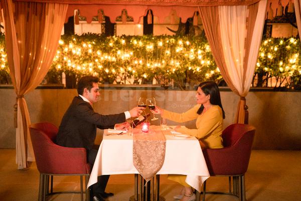 Your dinner with loved ones must be a personal celebration at Leela Shahdara’s cabana