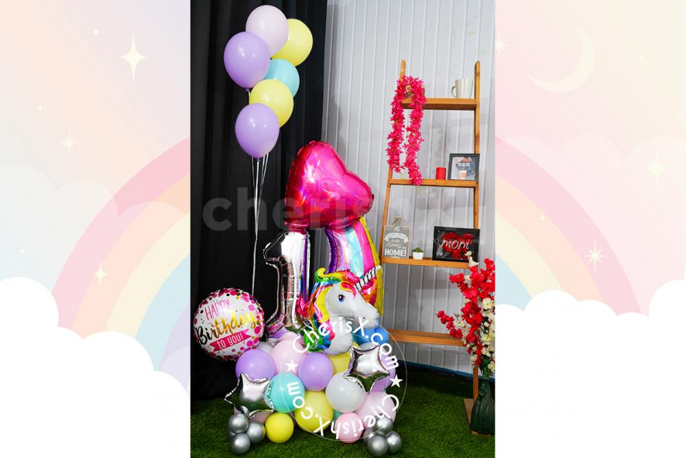 This magical first birthday gift of a balloon bouquet will make the child smile