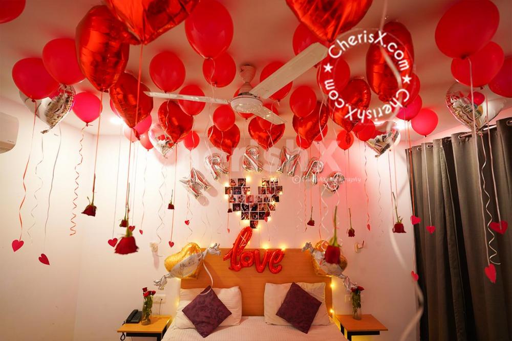 The heart shape red foil balloons is an expressive gesture of love