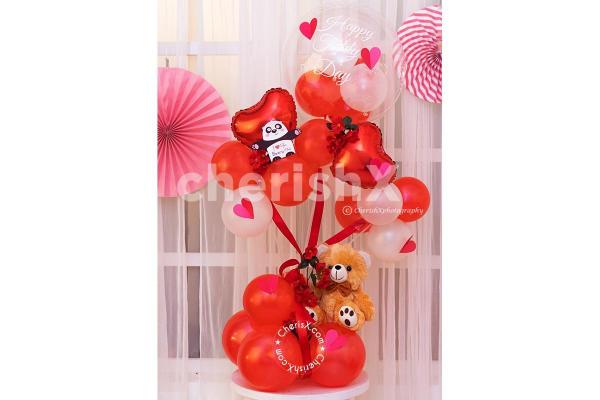 Wish your Love a Happy Teddy Day with an adorable Teddy Balloon Bouquet!