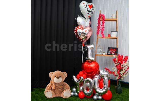 The cute teddy of 2ft will be the best hug partner for your loved one