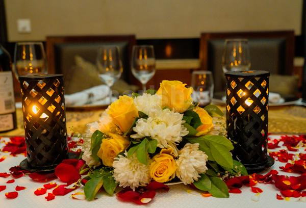 The private dinner with decorations for the Valentine will be a memorable experience