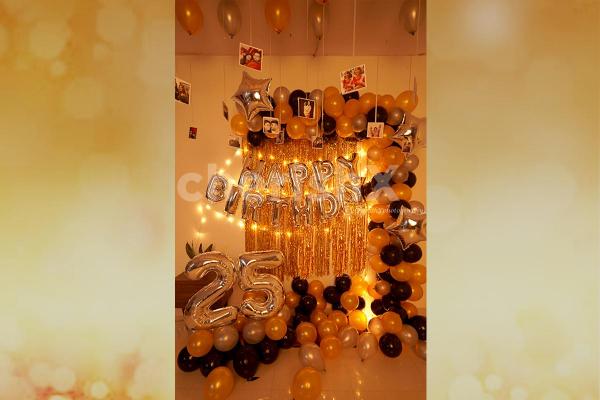 Black and Golden Balloon Decorations at Home