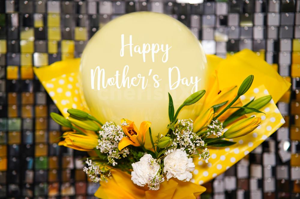 Our yellow flower bouquet for mother’s day will refresh the atmosphere and add a spark of joy