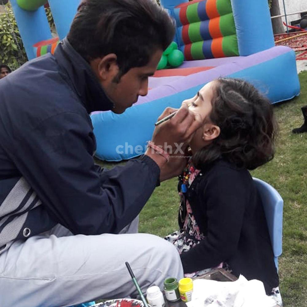 A face painting artist will add fun and amusement to your kid's birthday party