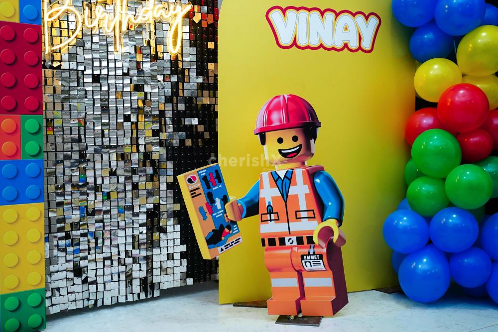 Lego-themed party decorations are a great way to create a memorable birthday party.