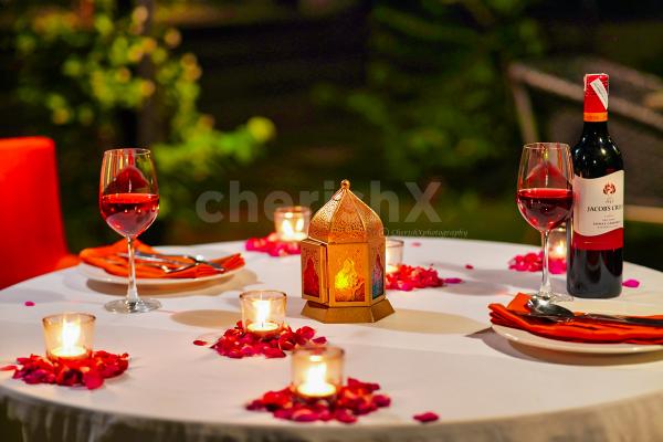 Celebrate your Anniversary or Partner's Birthday with outdoor candlelight dinner in Gurgaon