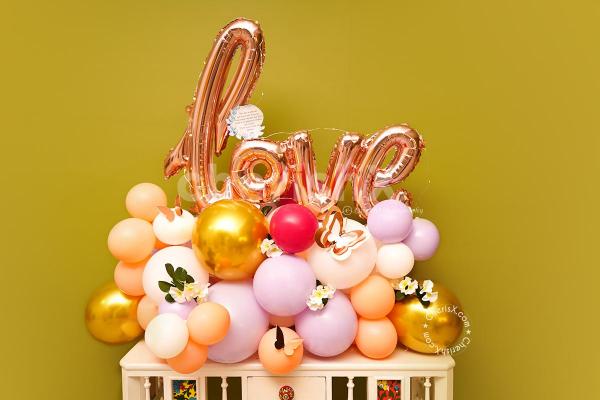Surprise your Partner or mother with this Pretty Love Balloon Bouquet by CherishX!