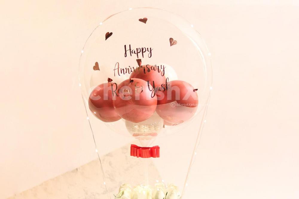 Express your warm feelings with CherishX's Rose Gold Balloon Bucket with White Roses!
