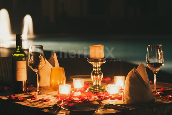 From welcome drinks to a 3-course veg feast, our table adorned with rose petals and balloons becomes your private haven.