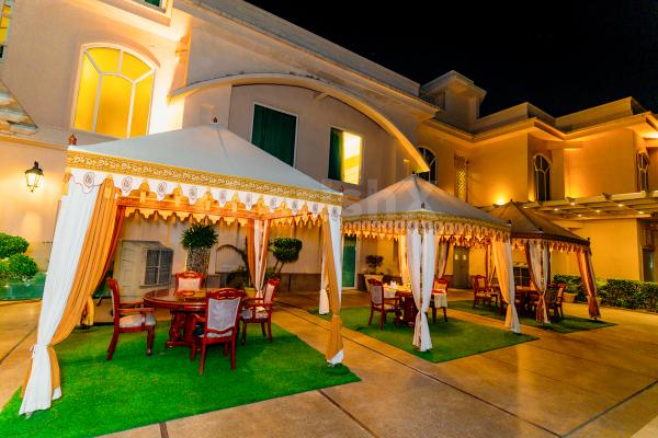 Cherish the moments as you dine at Umrao's Fountain Side Gazebo. Indulge in a 3-course veg meal, served by a dedicated butler, amidst an ambiance of serene beauty.
