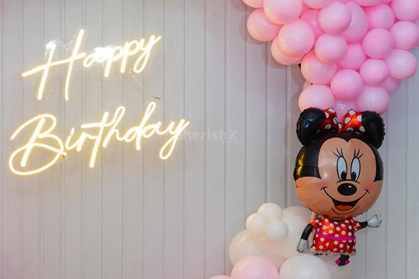 The addition of a Happy Birthday neon light adds a touch of festivity that will light up the faces of your young guests.