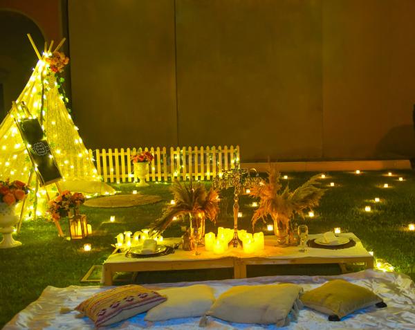 An Opulent Decor with Bohemian Garden Canopy To Mesmerize You and your Partner.