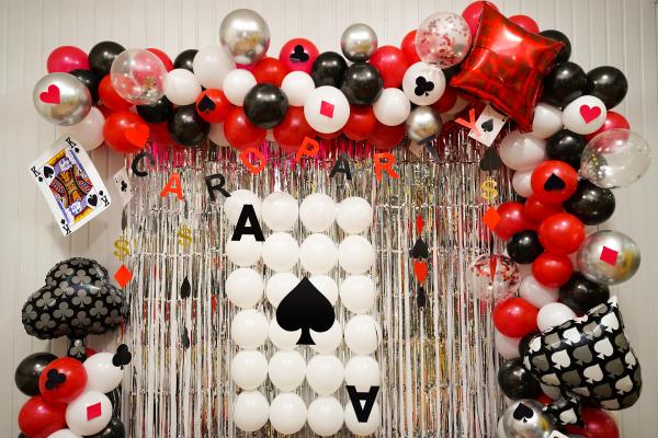 Glamorous Silver Chrome Balloons Add Dazzling Flair To Your Diwali Celebrations.
