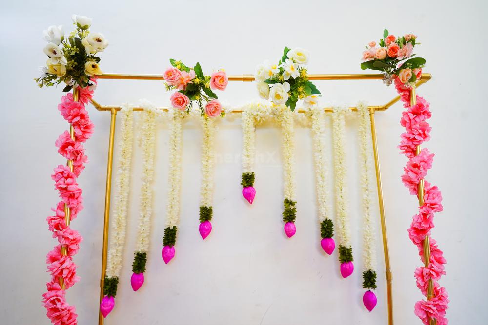 It's a versatile DIY decoration kit that can be installed at your home easily for any festival and altar decoration.