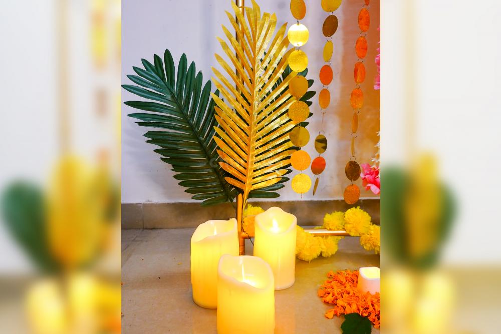 Curate a divine ambience for your idols this Diwali with our DIY Garland Puja Backdrop Kit.