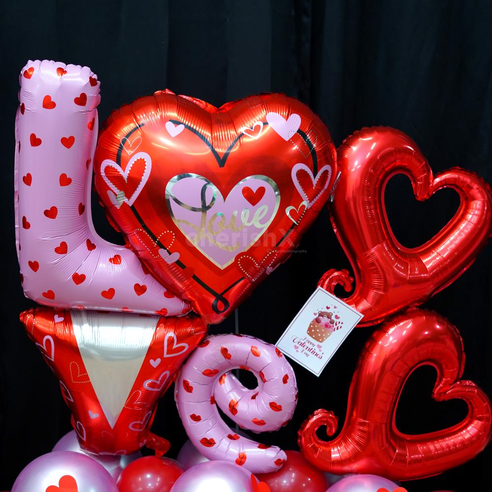 Standard Message Card accompanying Valentine's Day Balloon Bouquet
