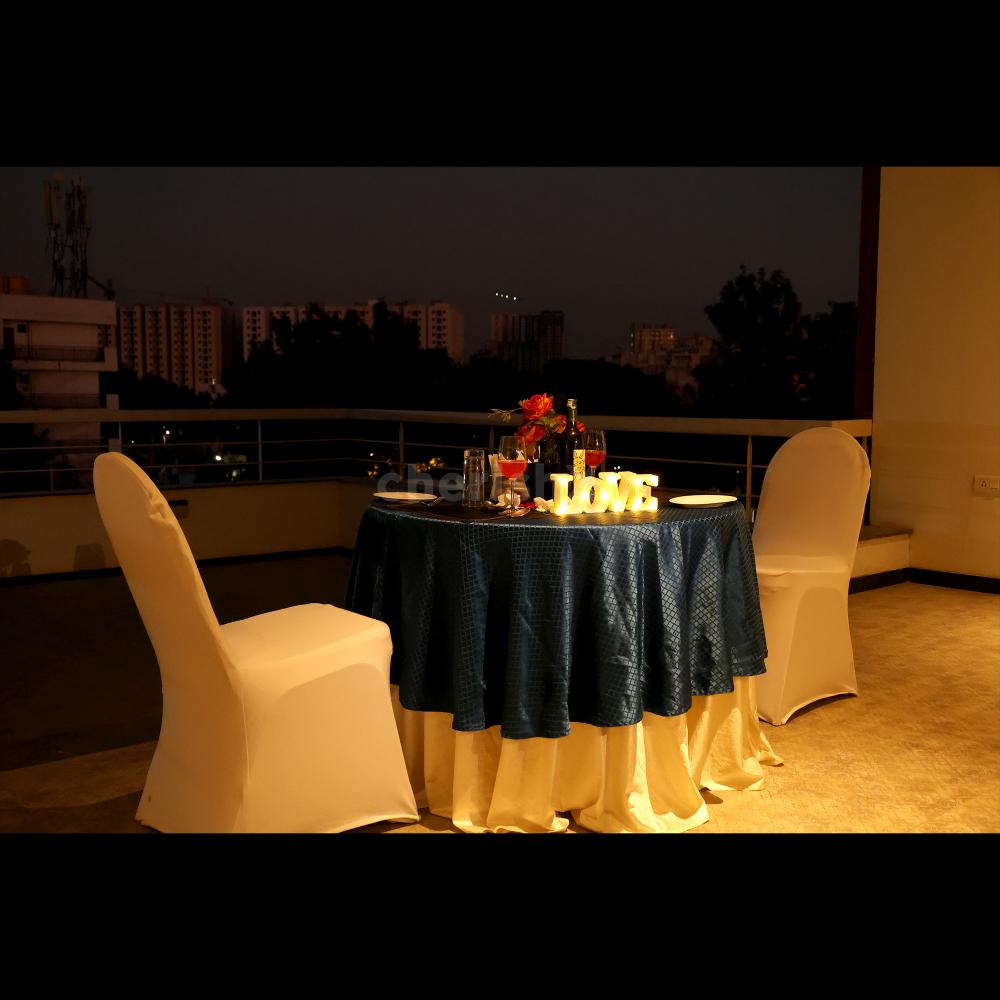 Simple candle light decoration ideas outdoor