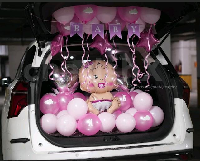 Hearty Welcoming to Baby Girl With Car Decor